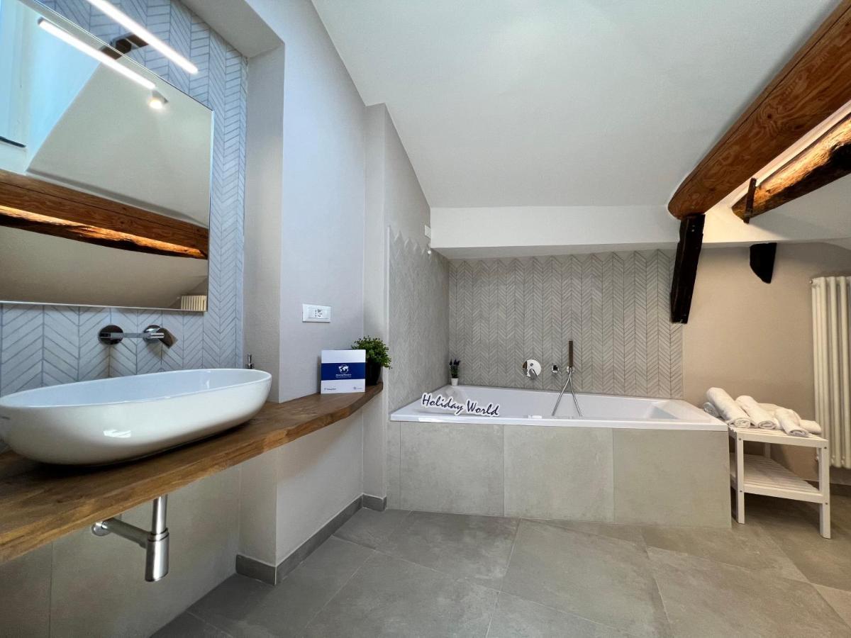 Апартаменты House Torre Piccamiglio By Holiday World Генуя Экстерьер фото